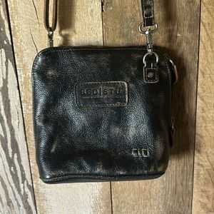 Like new Bed STu leather cross body Ventura bag